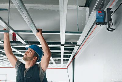 ЛИНЕЙНЫЙ ЛАЗЕРНЫЙ НИВЕЛИР BOSCH GLL 2-20 PROFESSIONAL 